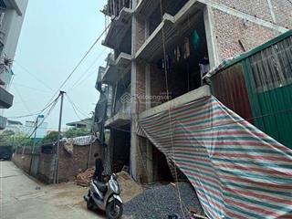 Chính chủ nhờ bán nhanh căn liền kề bát khối  long biên