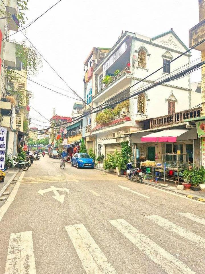 Việt hưng 100m2, 16.3tỷ, mt 5.1m, phân lô ôtô thông tránh