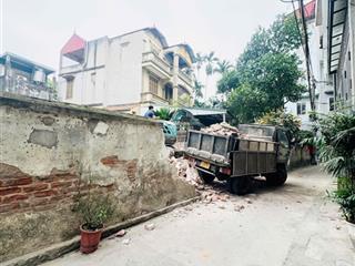 Bán đất 68 m2, mặt tiền 4.6m, 10.8 tỷ, ngọc thụy, ôtô thông, nở hậu