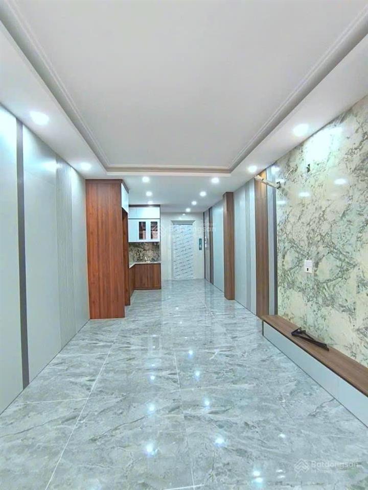 Sài đồng  long biên, 11 tỷ, 7 tầng thang máy, gara ô tô, phân lô