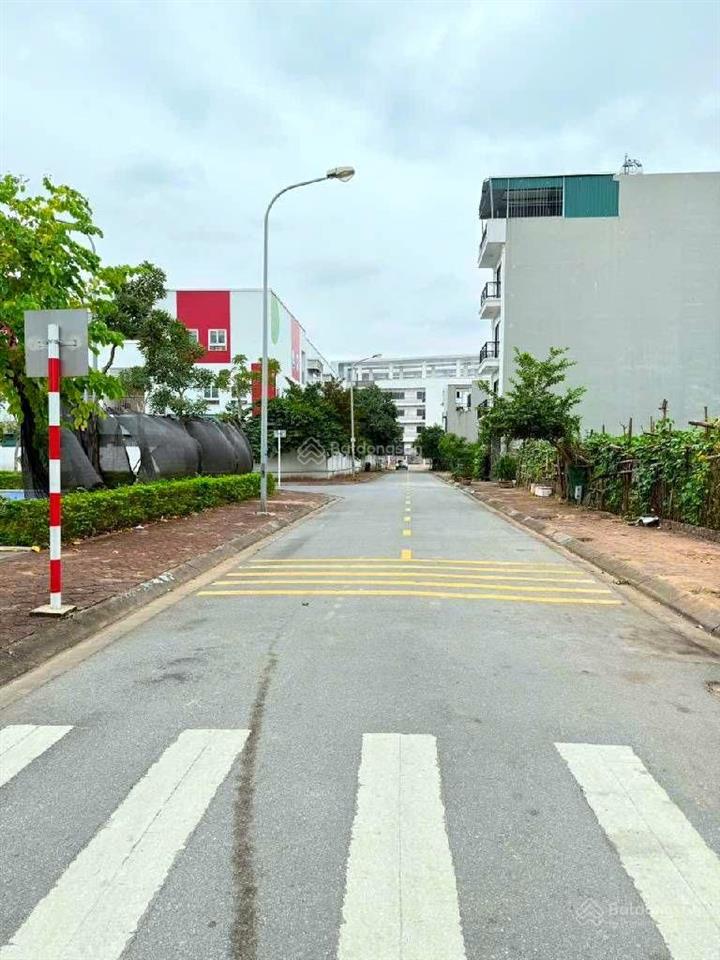 70m2, 23.4 tỷ, mt5.8m, phân lô nguyễn khắc viện  việt hưng, view công viên