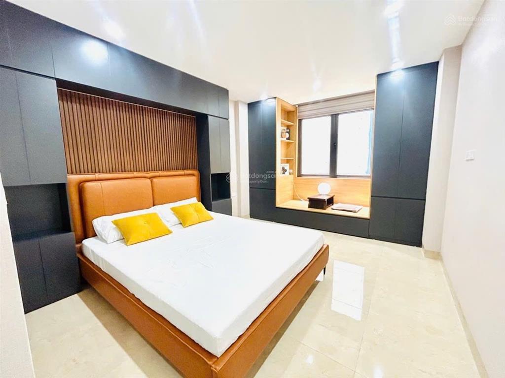 7.8 tỷ, nguyễn lam 30m2, nhà 5 tầng, ôtô đỗ cổng