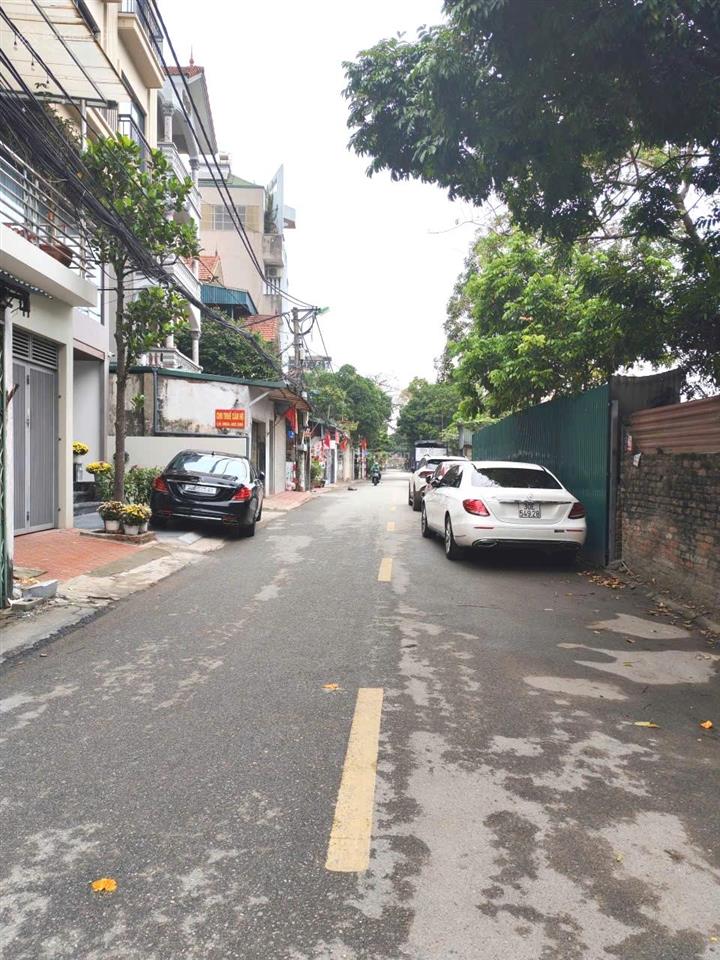 Phố tư đình  long biên, 16.2tỷ, 7 tầng thang máy, full nội thất, ôtô thông, cầu trần hưng đạo
