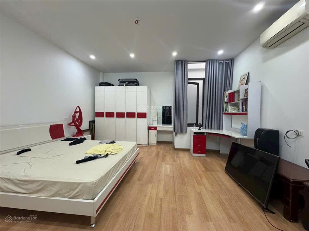 18 tỷ, tđc giang biên, long biên 75m², mt5m, 5 tầng dân xây