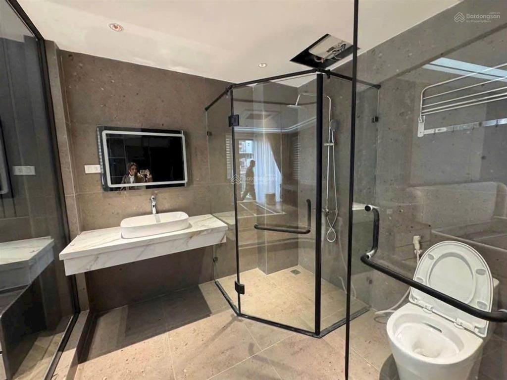 15.2 tỷ, sài đồng  long biên, 6 tầng thang máy, mt 4.5m, 54m², căn góc, gara ô tô, full đồ
