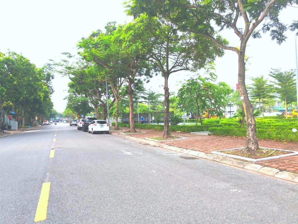 Siêu phẩm đất mặt phố nguyễn khắc viện  lô góc 3 mặt thoáng  đầu tư đắc địa 50m², 16.5 tỉ
