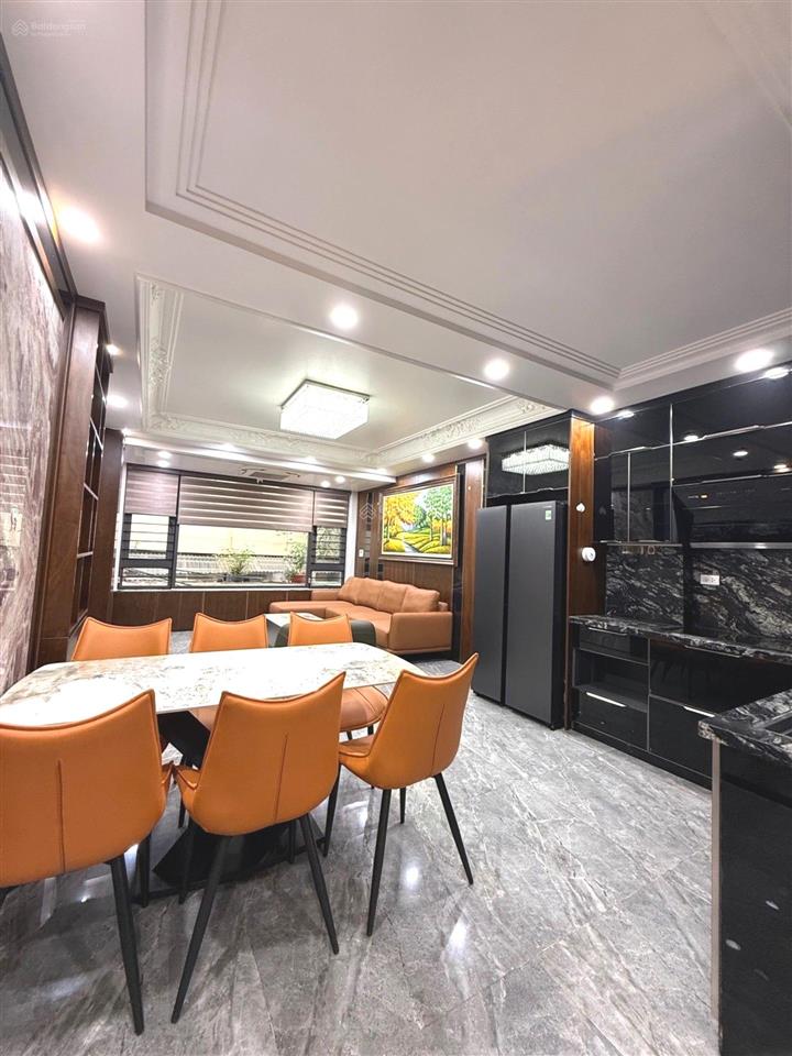 Phố nguyễn văn cừ  long biên, 52m², 7 tầng thang máy, 18.x tỷ, full nội thất