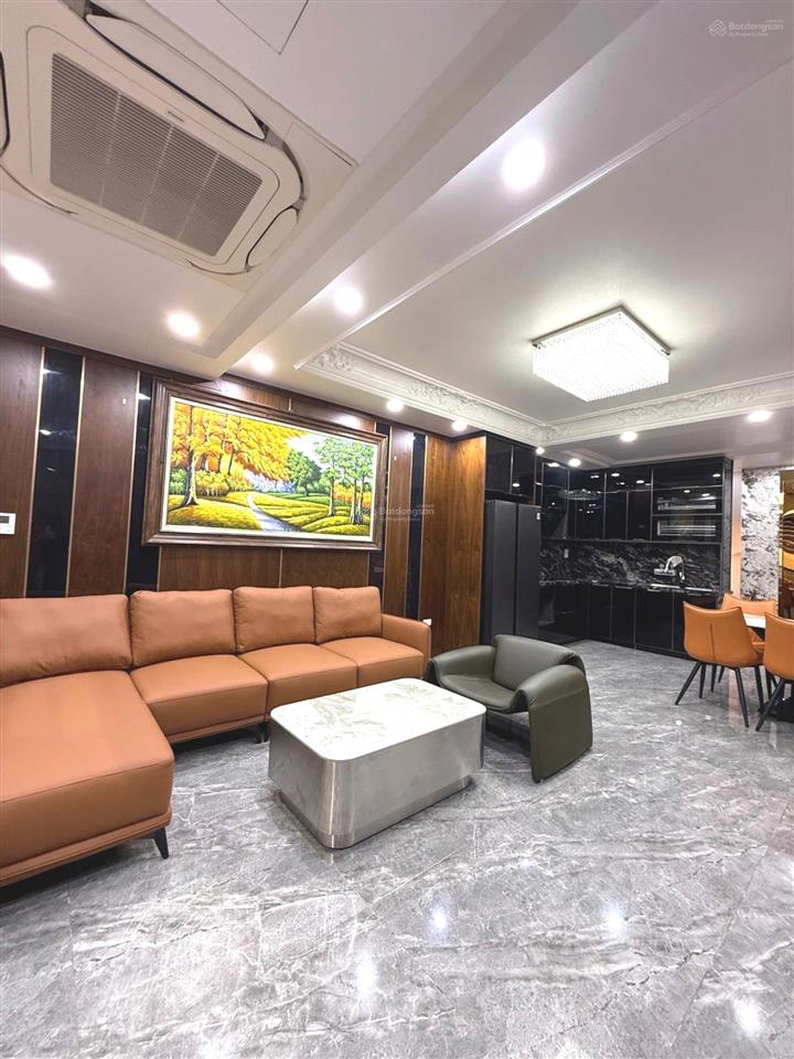 Phố nguyễn văn cừ  long biên, 52m², 7 tầng thang máy, 18.x tỷ, full nội thất