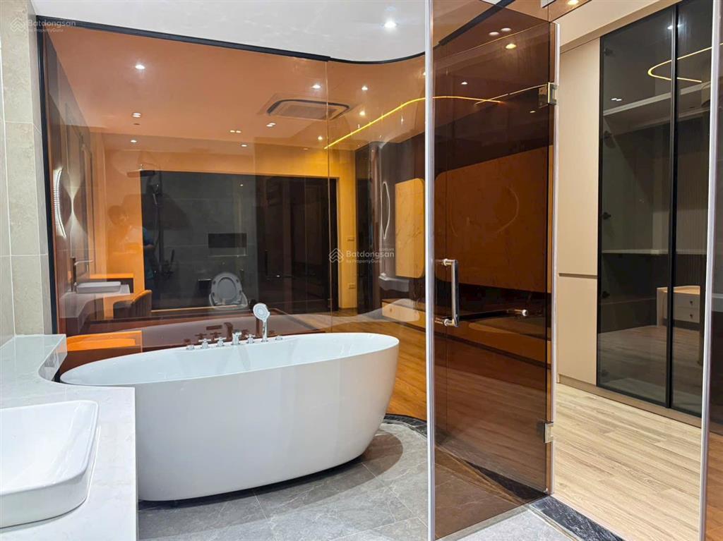 Phúc lợi  long biên, 60m², mt4.6m, 14.85 tỷ, 6 tầng thang máy, gara ô tô  ngõ thông ô tô tránh