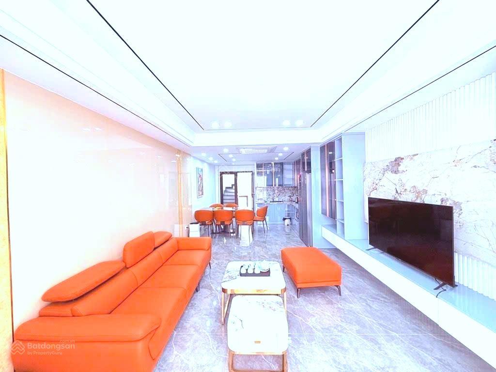 Nhà phố trạm  long biên, 58m2, 18.5 tỷ, 7 tầng thang máy gara ô tô,