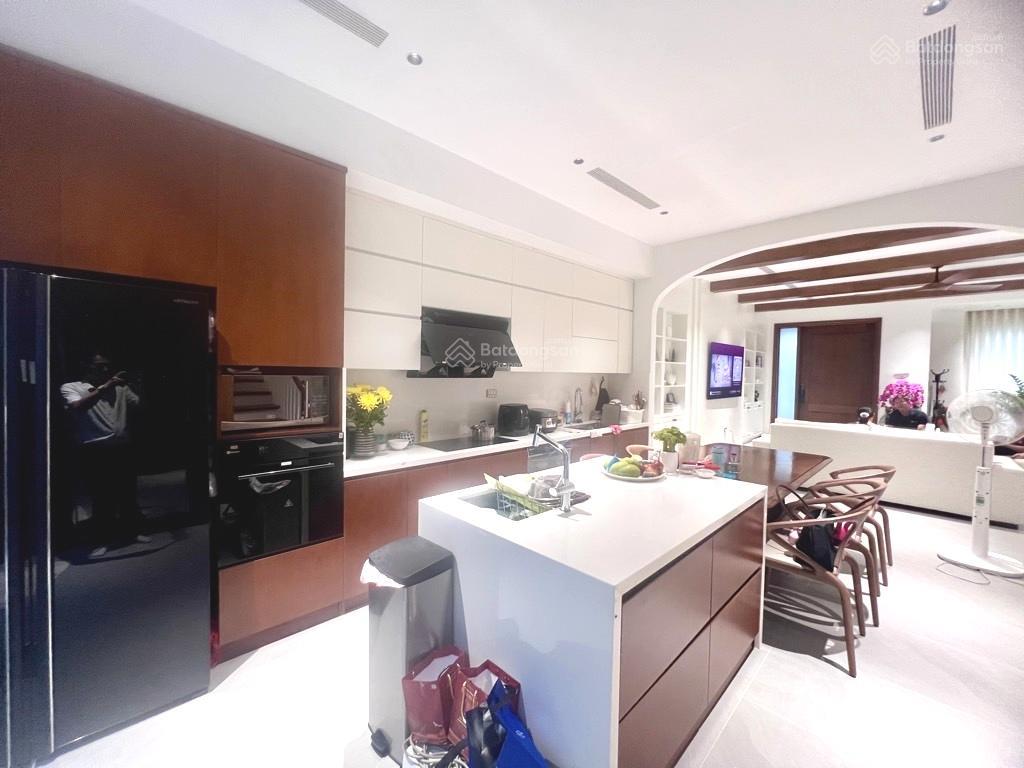 39.8 tỷ, đô thị việt hưnglong biên, 120m2, mt6m, 5 tầng thang máy, vỉa hè ô tô tránh