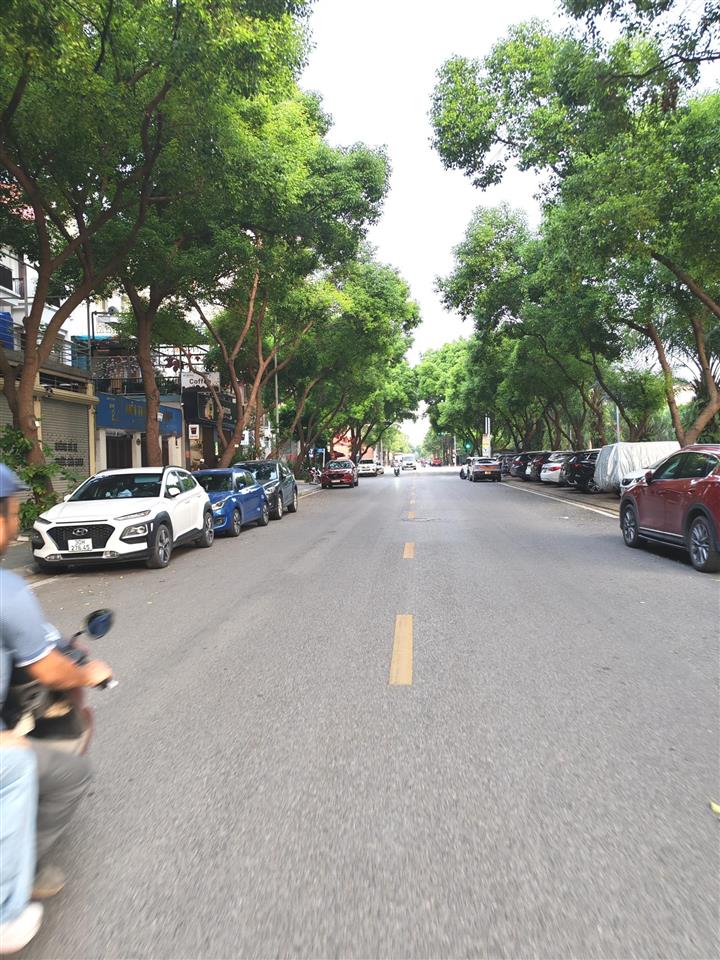 39.8 tỷ, đô thị việt hưnglong biên, 120m2, mt6m, 5 tầng thang máy, vỉa hè ô tô tránh
