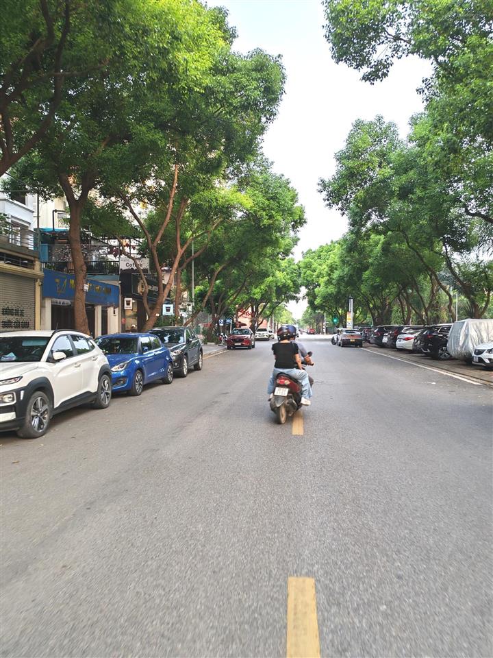 39.8 tỷ, đô thị việt hưnglong biên, 120m2, mt6m, 5 tầng thang máy, vỉa hè ô tô tránh