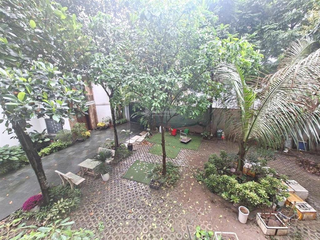 31.5 tỷ, tư đìnhcổ linhlong biên, 80m2, mt5m, phân lô, 6 tầng, view cầu trần hưng đạo