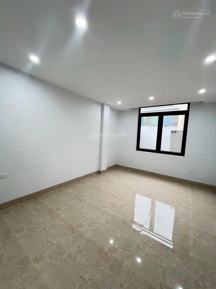 7,7 tỷ, phố nguyễn lam  long biên, nhà mới 5 tầng