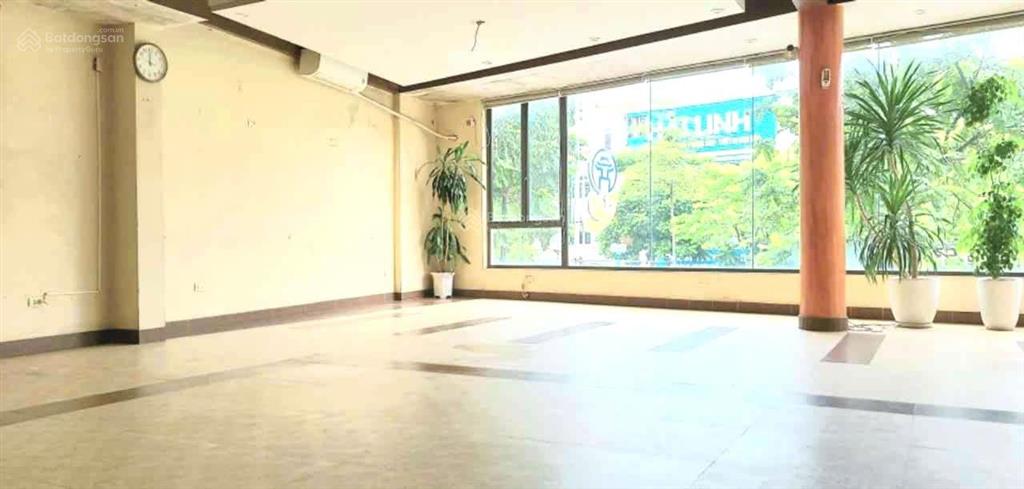 Cổ linh  long biên 120m2, mt 12,3m, 58 tỷ, vỉa hè rộng, ô tô tránh, kinh doanh đỉnh