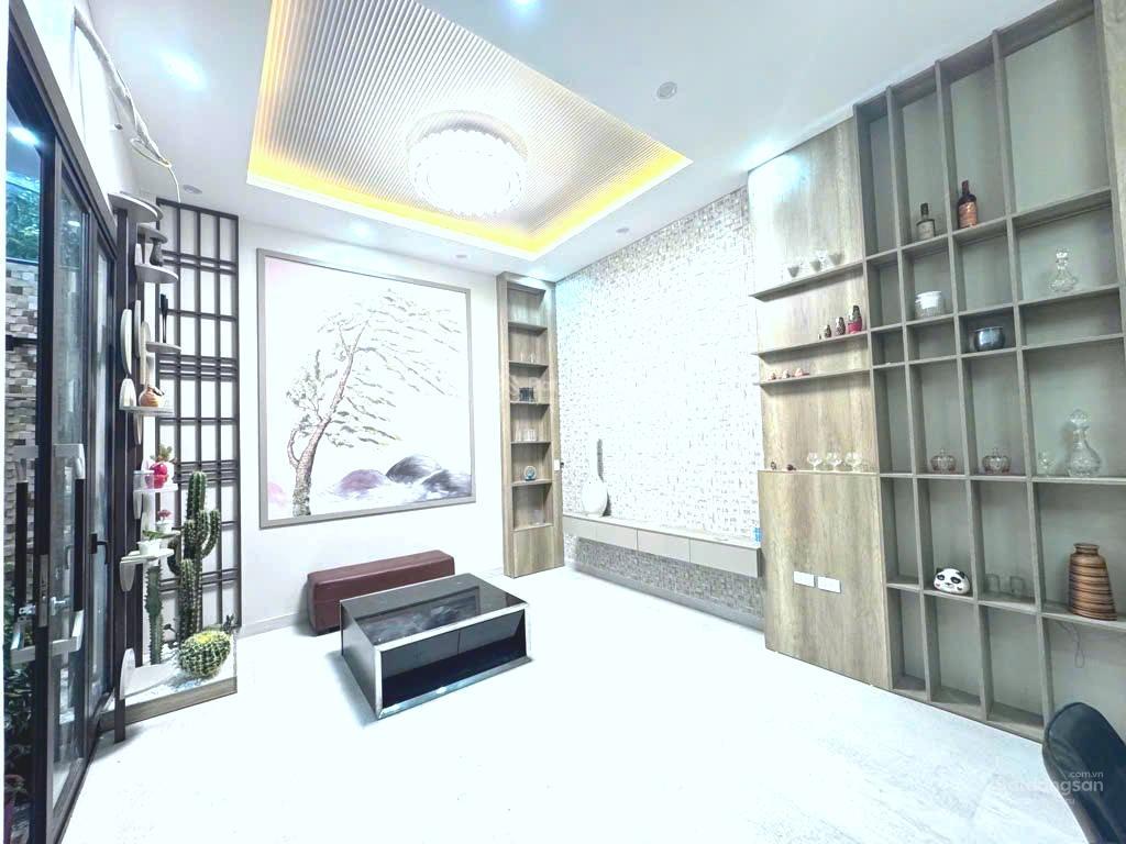 52m2, 5 tầng, 11.75 tỷ, 6 ngủ  nhà dân xây dựng chắc chắn, ô tô đỗ cửa