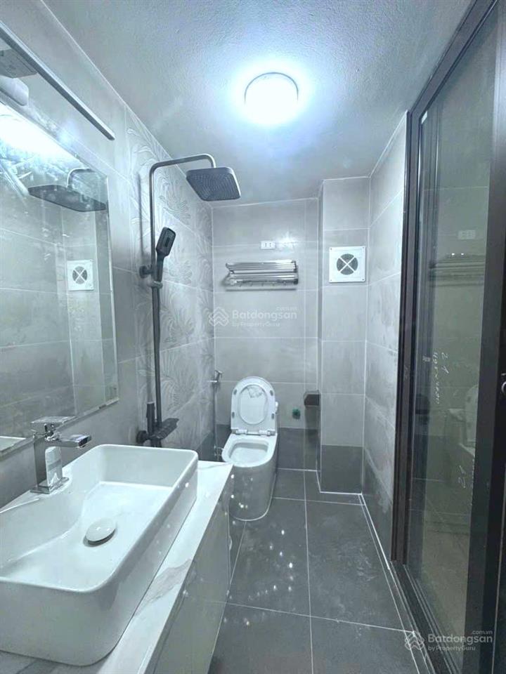 52m2, 5 tầng, 11.75 tỷ, 6 ngủ  nhà dân xây dựng chắc chắn, ô tô đỗ cửa