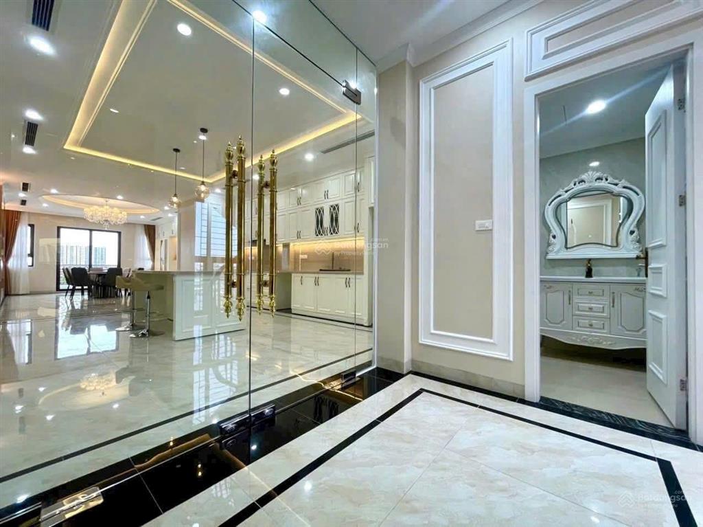 Nhà phân lô quân đội 85m2, mt5m, 26.4tỷ, 7 tầng thang máy, full nội thất khu 918, sân golf