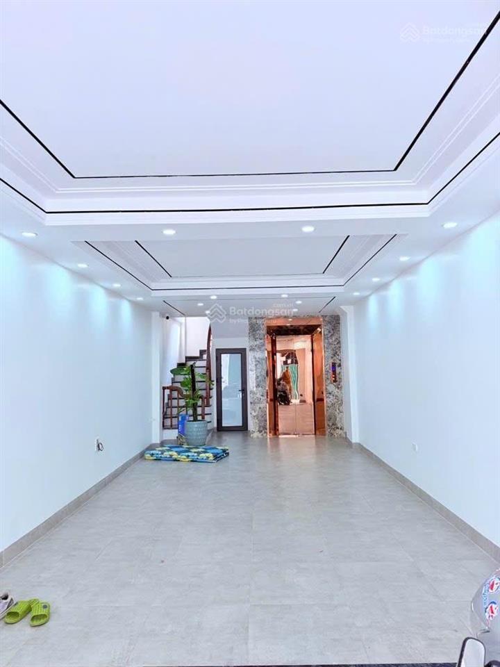 Nhà phố trạm  long biên 58m2, 18,5 tỷ, 7 tầng thang máy gara ô tô