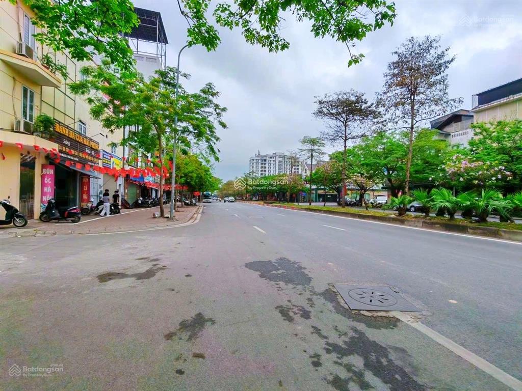 22,4 tỷ, 79m2, lô nhà góc 3 thoáng, mt 8m, chu huy mân, đường ôtô thông
