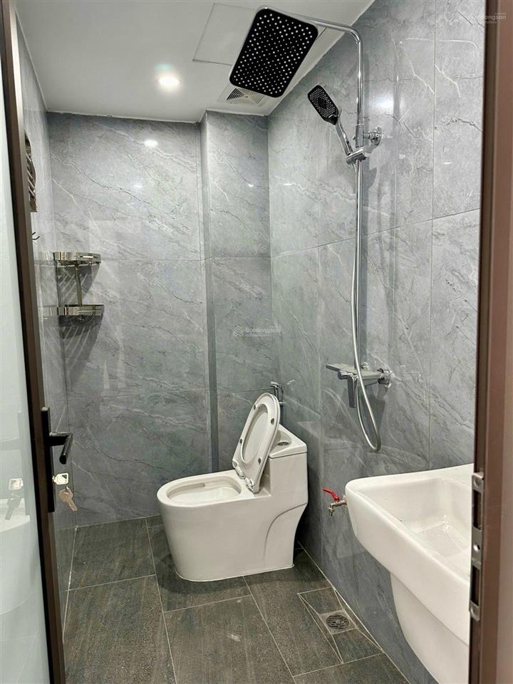 Nhà mới phúc lợi, 40m2, 10,8 tỷ, 6 tầng thang máy, gara ô tô