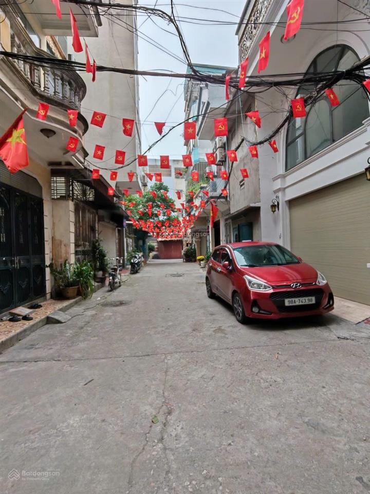 10,9 tỷ, nhà 6 tầng thang máy ô tô thông sài đồng