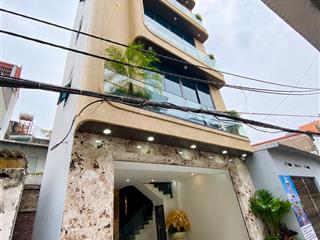 42m2, mặt tiền 6.1m, giá chào 11.9tỷ, 7 tầng thang máy, gara ôtô, full nội thất