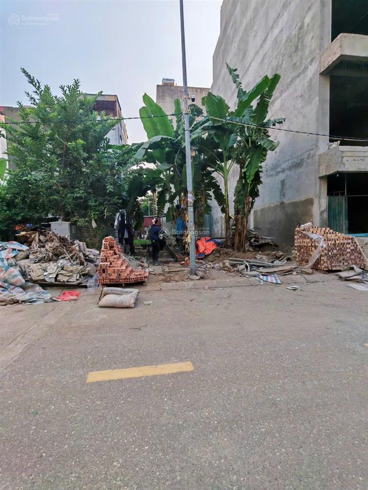 Đất phân lô phố nguyễn thời trung, 82m2, 20.9 tỷ, mt4.8m, him lam thạch bàn