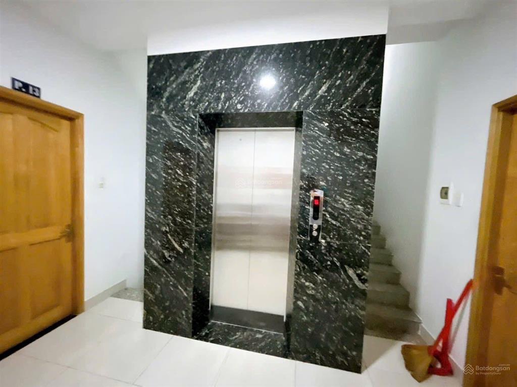 Bán toà nhà căn hộ dịch vụ 8x19 m,full nội thất gồm 24 p có doanh thu 150 tr/th giá 34 tỷ tl!