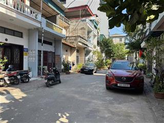 Hiếm! trung tâm đức giang  việt hưng 62m2  chỉ hơn 180tr/m2  tiện ích ngập tràn