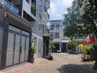 Nhà 2 lầu  hẻm xe tải 7m quay đầu  lê văn chí  đối diện bệnh viện đa khoa thủ đức  sát ga metro
