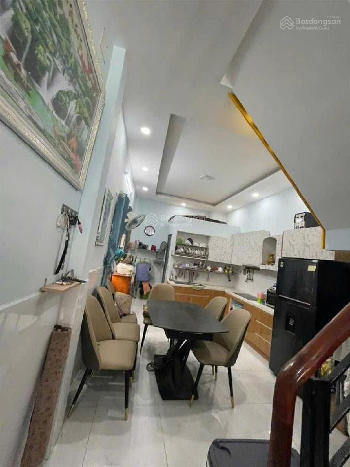 Nhanh mới kịp nha quý anh chị, nhà 2 lầu btct, dt 70m2, f trường thọ, chợ thủ đức, chỉ 60tr/m2