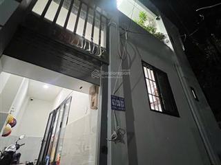 Nhanh mới kịp, nhà 2 tầng mới đẹp, dt 58m2 , f trường thọ, ngay chợ thủ đức, giá chỉ nhỉnh 4 tỷ