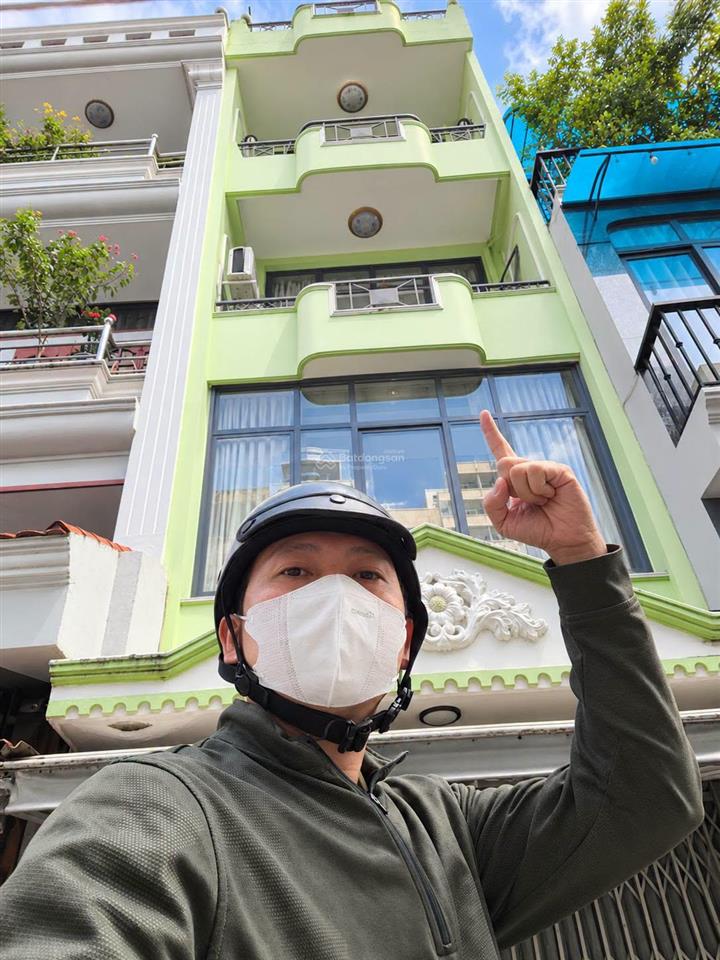 Hẻm xe tải sát mặt tiền, vừa ở vừa kinh doanh, hiếm, ngay ngã 4 hàng xanh