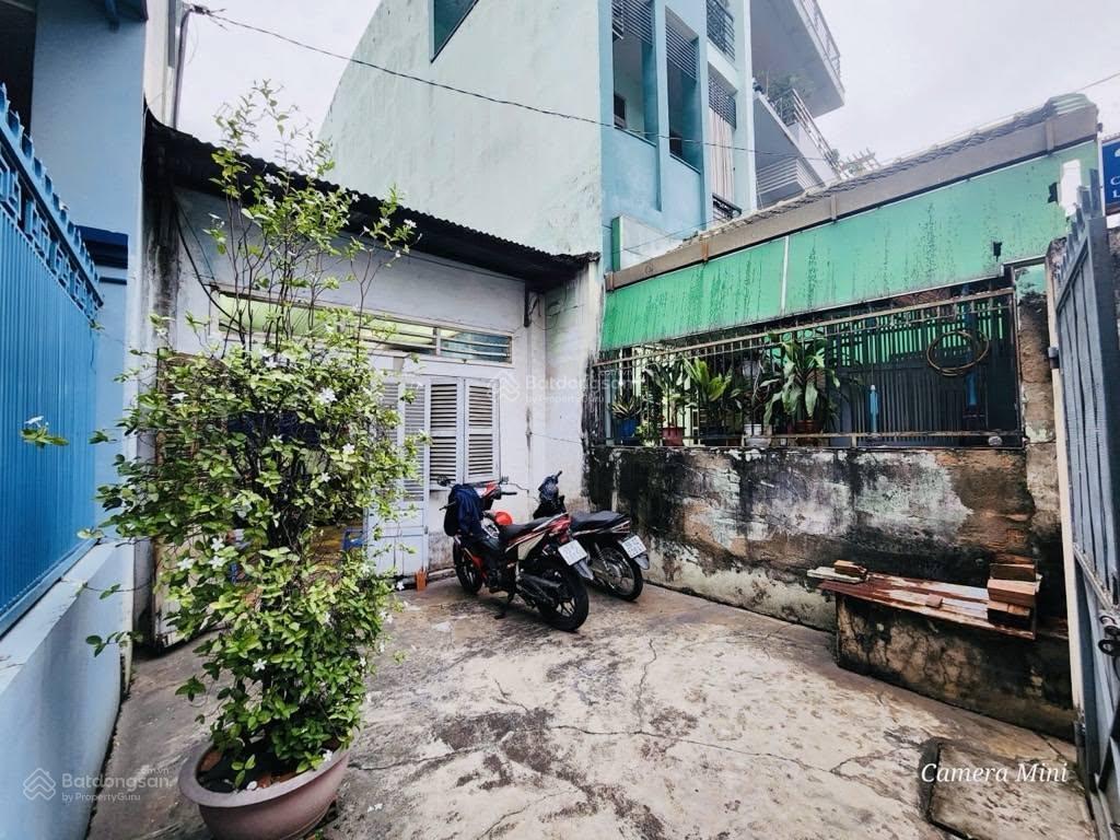Bán đất tặng nhà cấp 4, hẻm xe tải vừa ở vừa kinh doanh, ngay ngã tư hàng xanh, chính chủ 1 đời