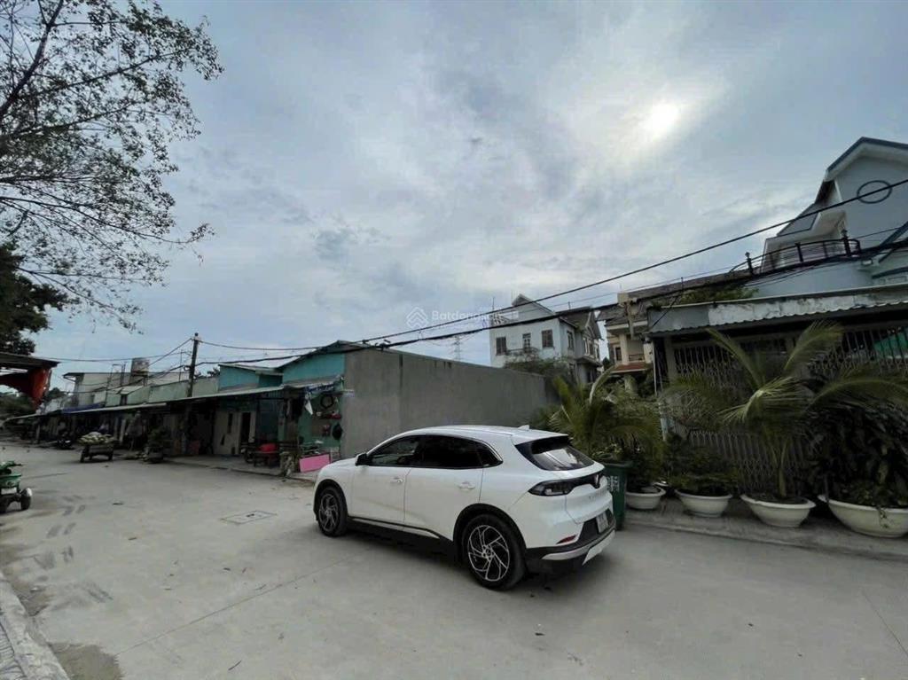 Bán đất đường tân thới nhất 8. dt 10m x 23m , đường 10m giá 10.3 tỷ tl.