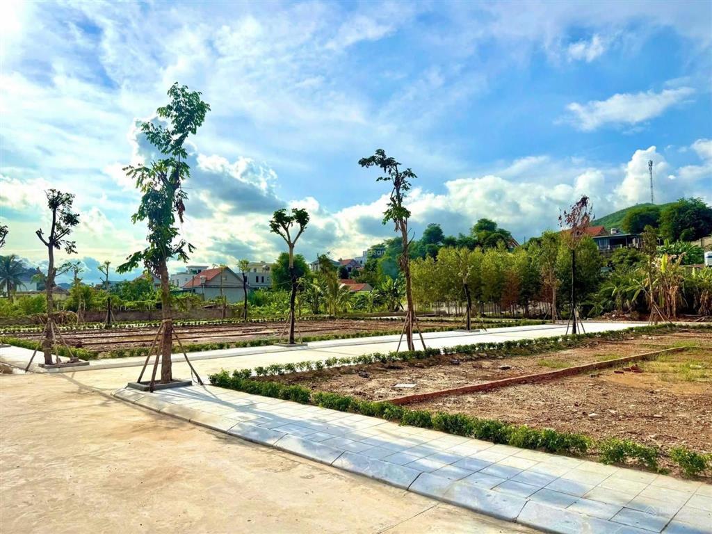 Đất nền giá tốt, thích hợp để ở, cho thuê kinh doanh, lõi trung tâm hạ long xanh
