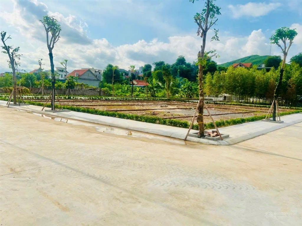 Đất nền giá tốt, thích hợp để ở, cho thuê kinh doanh, lõi trung tâm hạ long xanh