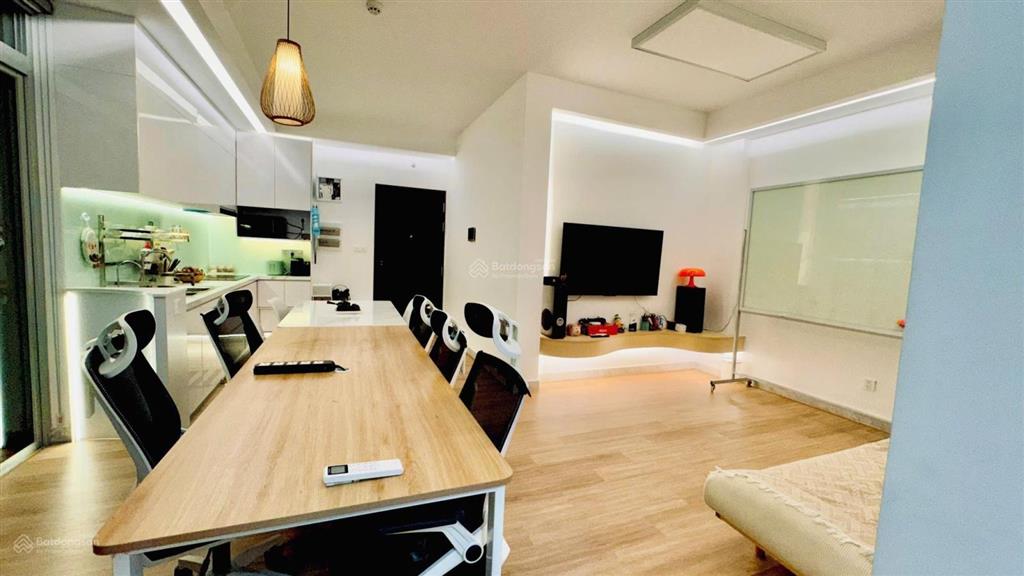 Căn 3pn 2wc  76,84m2  chiết khấu 8% + 50 triệu  view nhìn landmark 81  đẹp nhất giỏ hàng