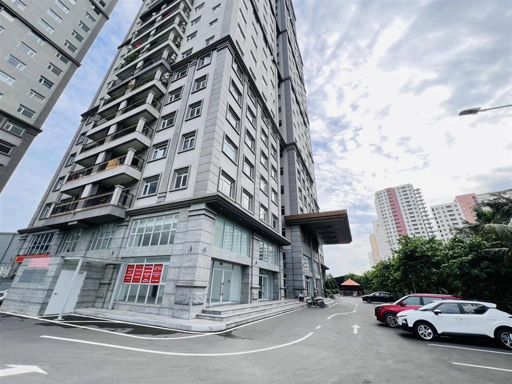 View sông tầng 20 siêu đẹp, tặng suất đậu xe định danh