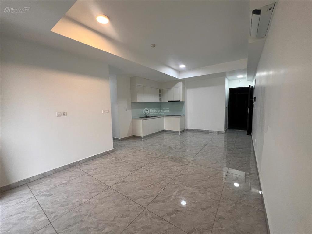 Căn 2pn view sông giá tốt đầy đủ nội thất