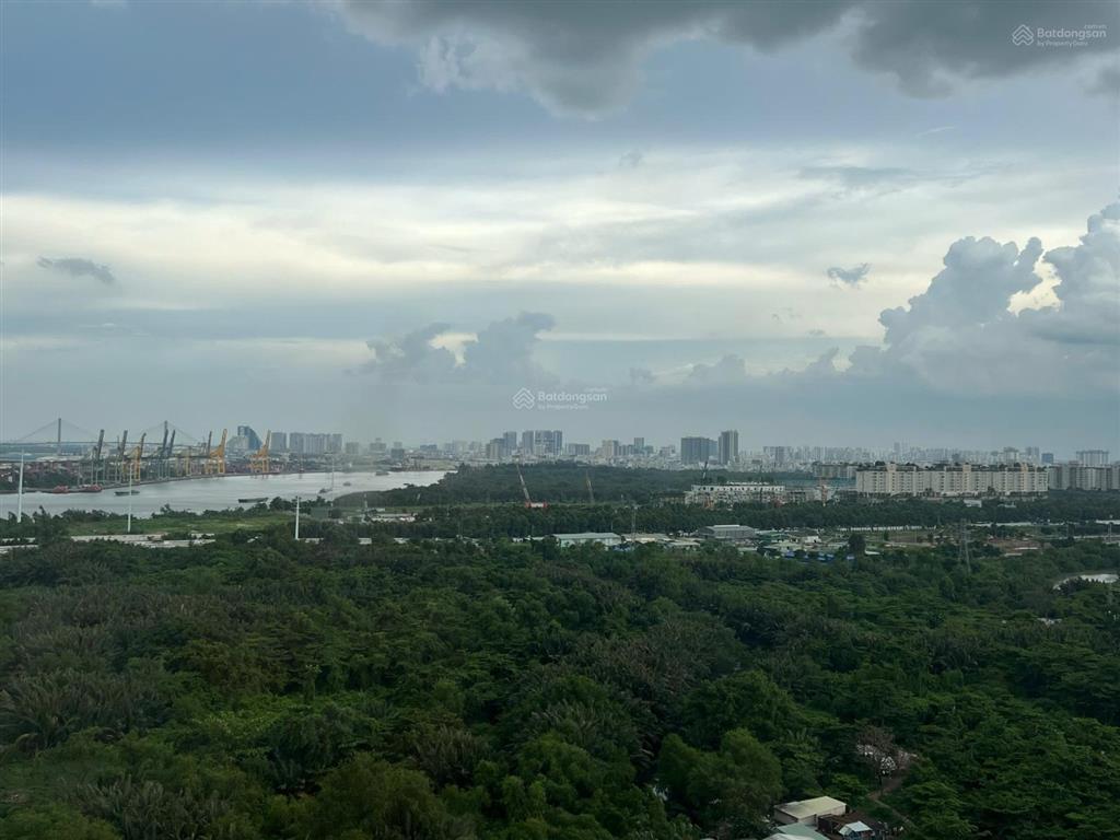 Căn 2pn view sông giá tốt đầy đủ nội thất