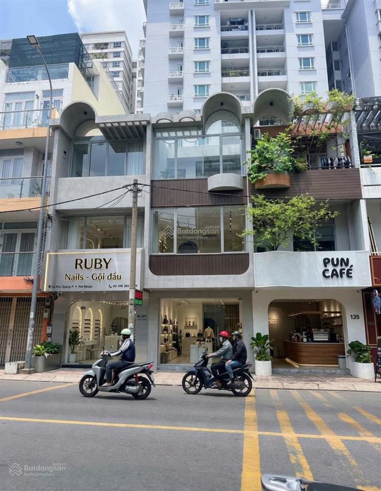 Giảm nhanh 1 tỷ  mặt tiền kinh doanh 3 tầng  phổ quang  phú nhuận 68m2 vuông vức. nhỉnh 17 tỷ