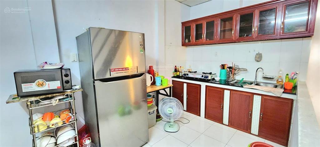 Nhà mặt tiền hồ văn huê phú nhuận vị trí kinh doanh đỉnh  ngang 4m 42m2  sổ nở hậu 11.4 tỷ