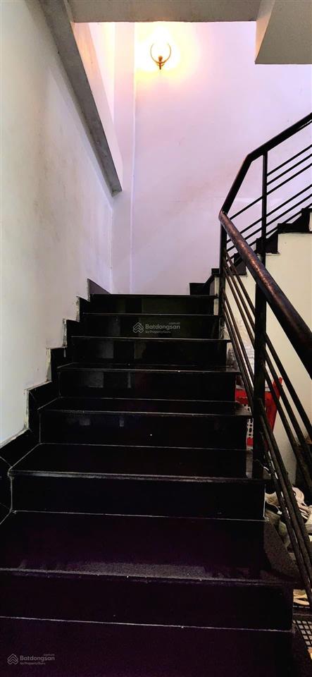 Nhà mặt tiền hồ văn huê phú nhuận vị trí kinh doanh đỉnh  ngang 4m 42m2  sổ nở hậu 11.4 tỷ