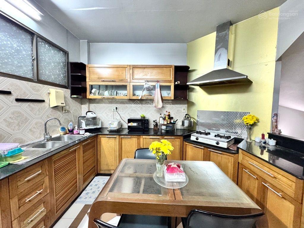 Nhà mặt tiền 4 tầng lê văn sỹ khu kinh đô thời trang sầm uất, dòng tiền ổn định, sổ đẹp 29.8 tỷ