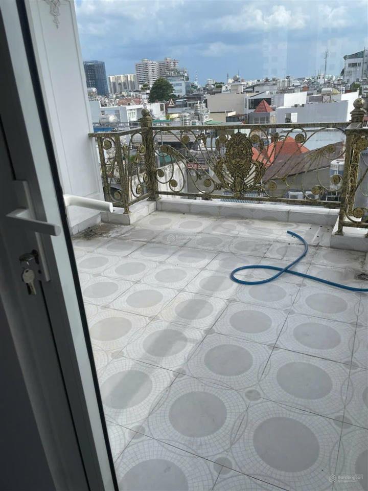 Nhà mặt tiền mới tinh 4 tầng btct  trần hữu trang  phú nhuận  hẻm xe hơi thông  15.5 tỷ
