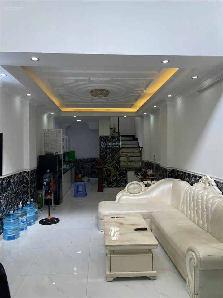 Nhà mặt tiền mới tinh 4 tầng btct  trần hữu trang  phú nhuận  hẻm xe hơi thông  15.5 tỷ
