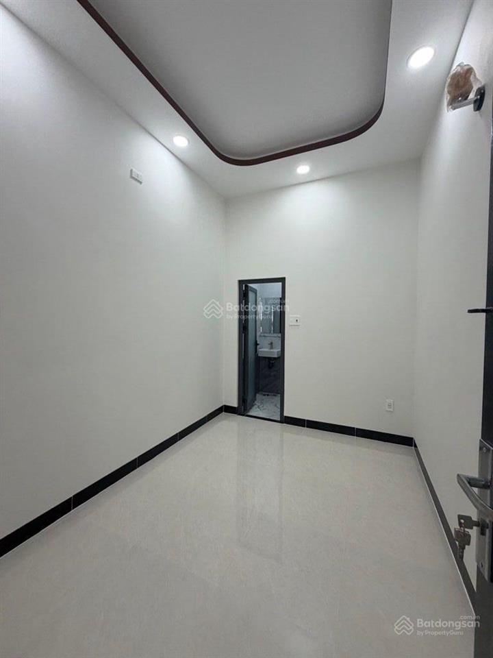 Bán nhà 6pn  80m2  lê văn sỹ  phú nhuận  chỉ 8 tỷ